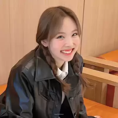 訾幻灵